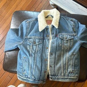 Levi's Light Blue Sherpa-Lined Denim Jacket with Cream Collar